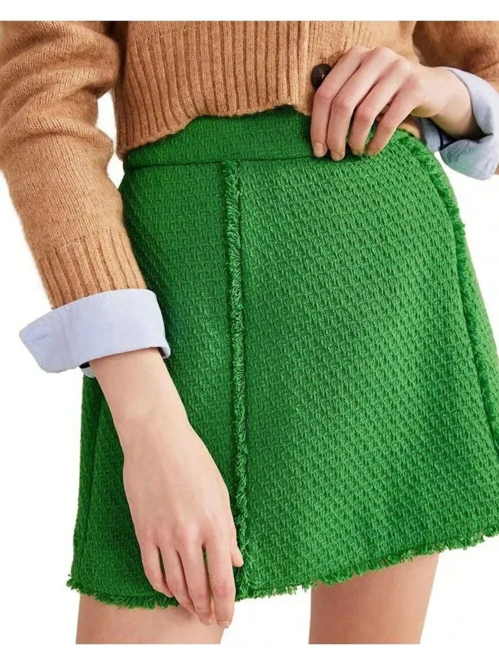 Boden Womens Tweed Interest Mini Skirt US 14 US 10 Green Fringe Hem R0254 NWT